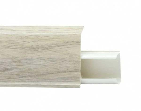 Пластиковый плинтус Royce №526 Дуб Орегон (55х23х2200мм) в Кирове