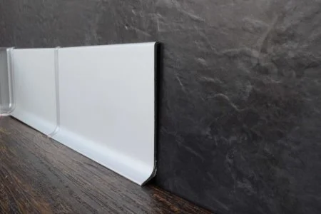 Алюминиевый плинтус ЭлитПроф Анодированный Плоский (60х11х2500 мм) в Кирове