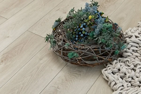 Кварц-виниловая плитка Alpine Floor Premium XL Дуб Белая Ночь ЕСО 7-2, 8 мм. 43 класс в Кирове