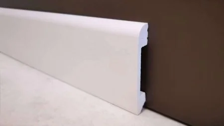 Плинтус Solid UHD 05/80 (80х13х2400 мм) в Кирове