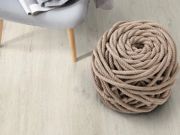 Ламинат Egger PRO 8/33 4V Дуб Кортина белый EPL034 в Кирове